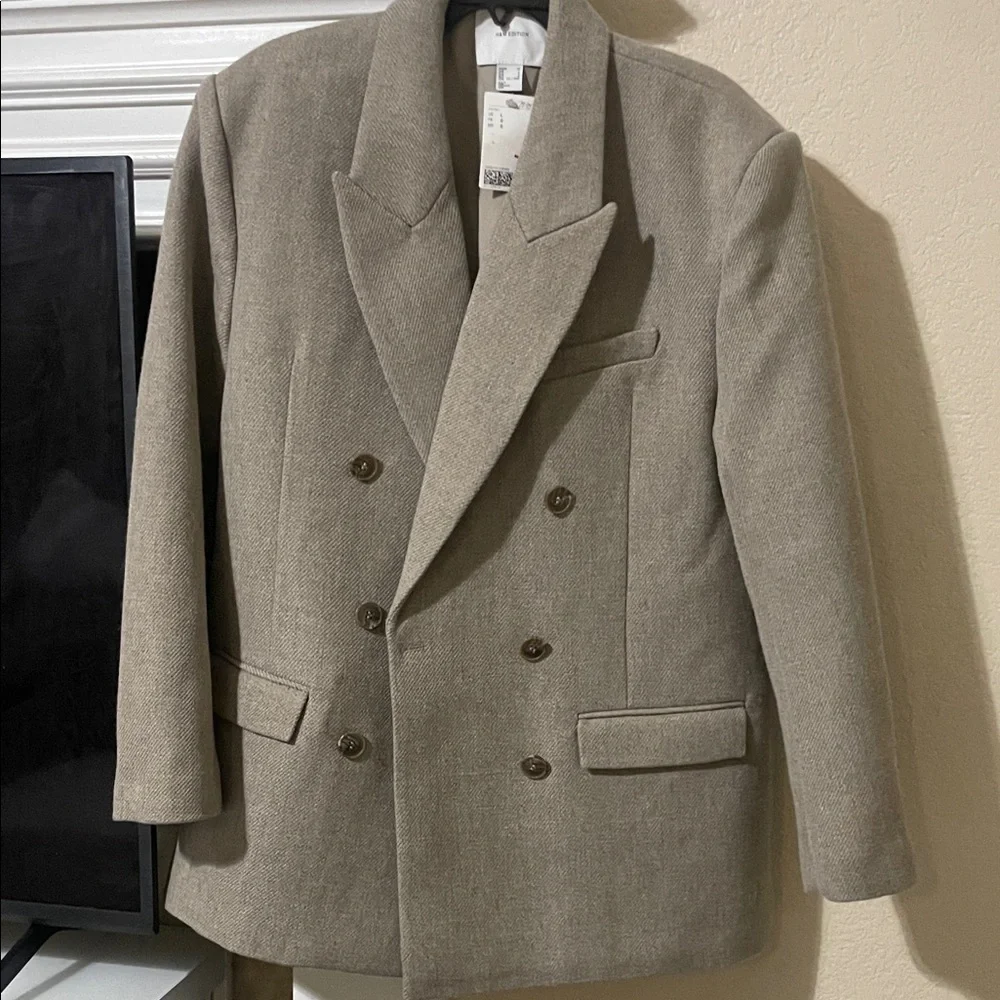 H&M Edition Beige Double-Breasted oversized Blazer - Picture 3 of 3